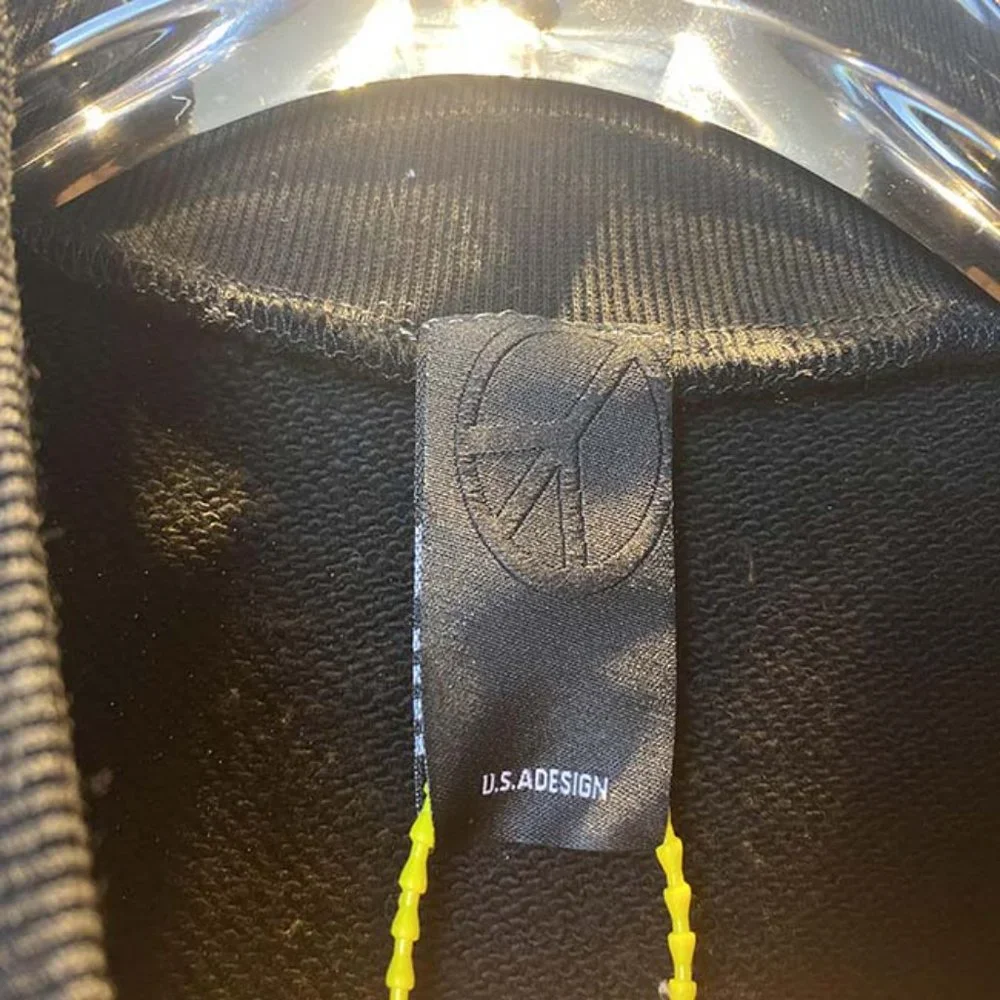 GALLERY DEPT Orange Letter Print Logo T-Shirt - Black Long Sleeve - Picture 4 of 16